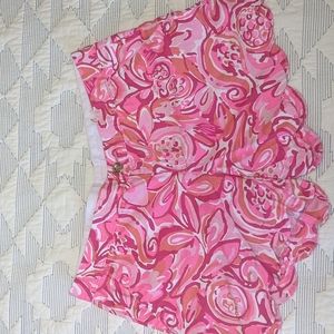 Lilly Pulitzer Buttercup Scallop Pink Shorts